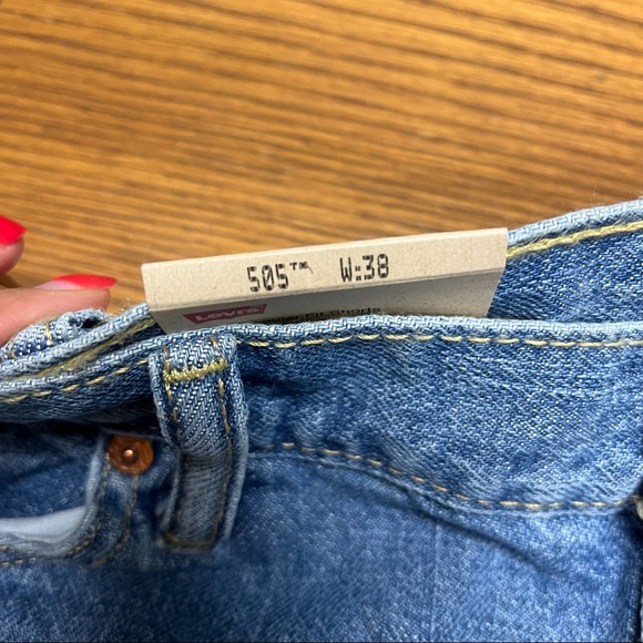 Levi’s Men’s 505 Shorts Waist 38 - Picture 4 of 4